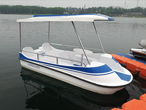 湖北乐嘉游艇有限公司、湖北乐嘉、乐嘉游艇公司、乐嘉游艇、路亚艇、脚踏船、电动船、快艇、画舫、防汛冲锋舟、手划船、网红簸箕船、浮动浮台码头系列、碰碰船、碰碰车系列、船外机系列、船艇装备配件、